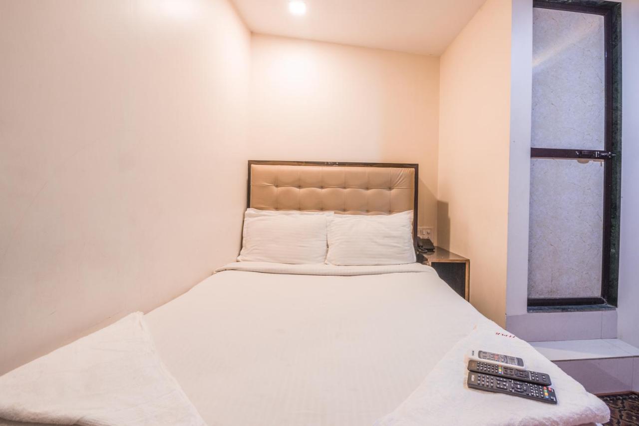 Hotel Mantra Residency Bombay Extérieur photo